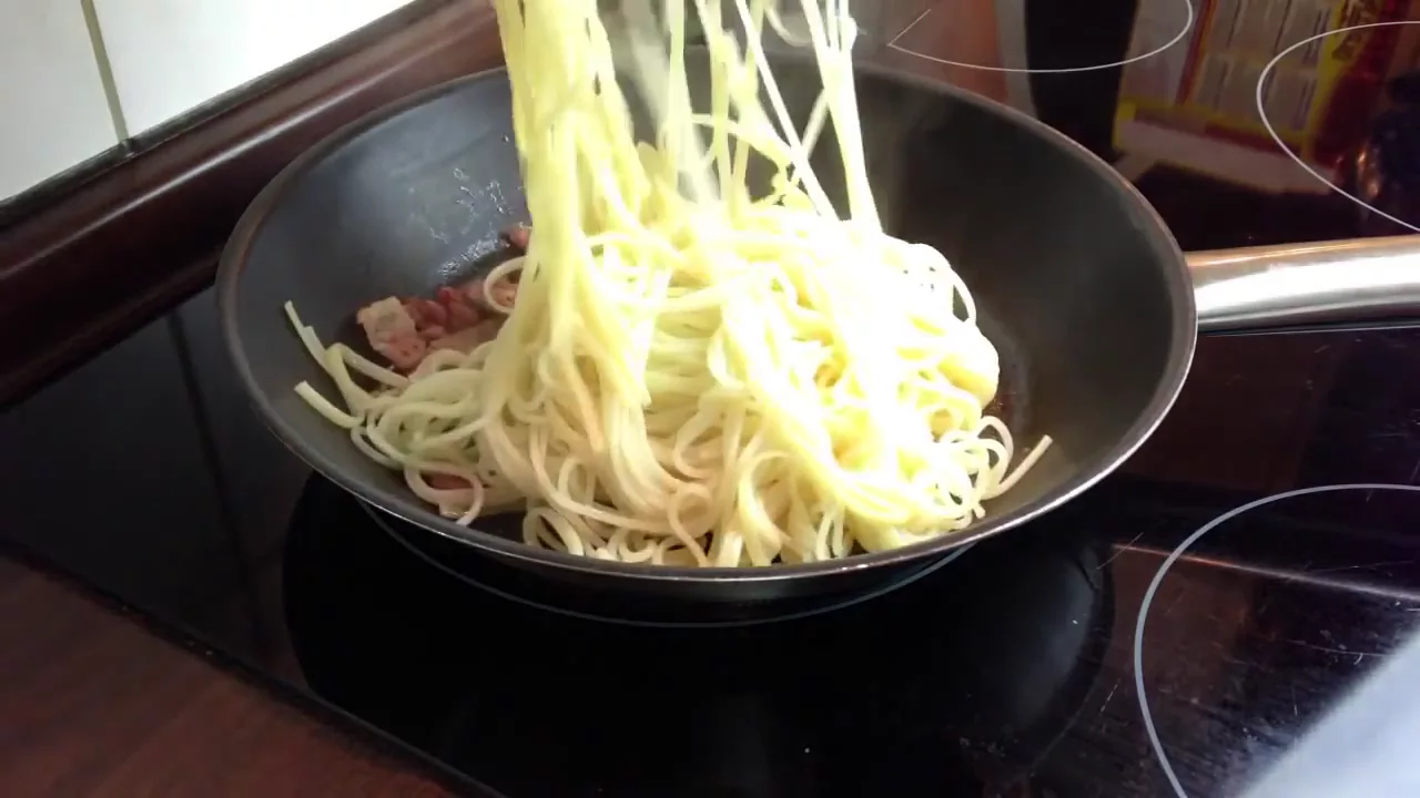 Anak-Anak Pasti Suka! Resep Creamy Pasta [Spaghetti Carbonara]. 
