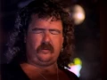 Download Lagu Travis Tritt - Ten Feet Tall And Bulletproof (Video)