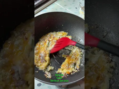 Kulat Sisir Goreng Dengan Telur