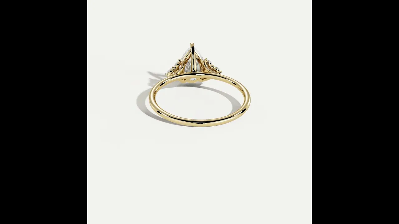 Juliette丨1CT Pear Cut Lab Grown Diamond Cluster Ring with Round Accents in 14K Gold/Platinum