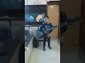 Fa da banda poetaseboemios o enzobatera - gabriel tocando a musica autoral fuca verde