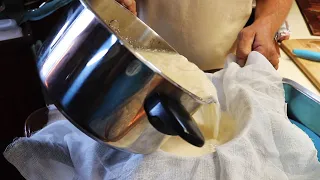 Ep 175 | We’re Outta Cheese! Whipping up Ricotta in the Galley, Moreton Bay, Sailing Nutshell