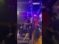 Download Lagu Video: Singer Sonu Nigam Manhandled, Aide Shoved - \