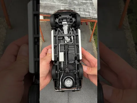 1:18 detailed underbody of Nissan Navara model car