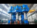 Download Lagu Hoe een gigantische hydraulische smeedmachine wordt gemaakt. Documentaire over industriële produc...