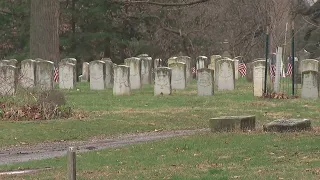 Scammers using obituaries to trick families