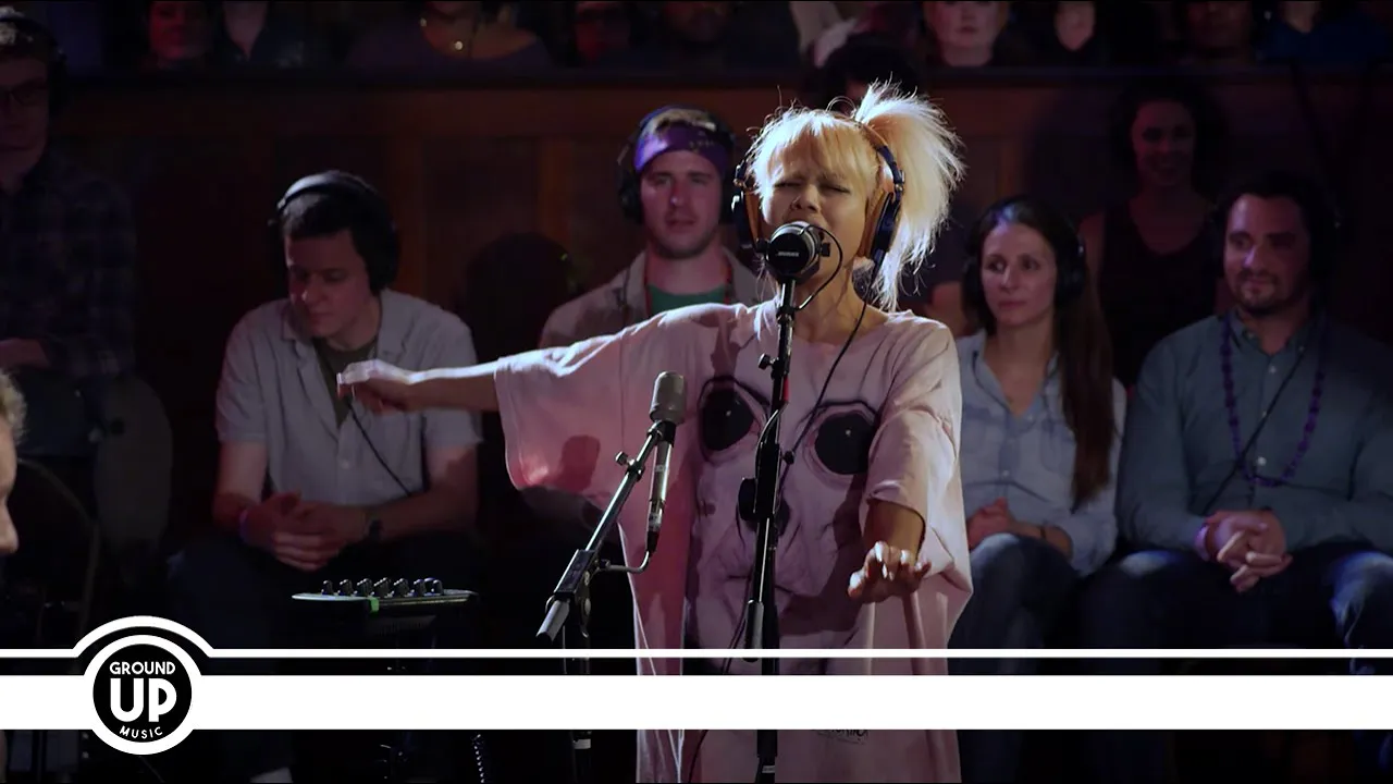 Snarky Puppy feat. KNOWER - One Hope (Family Dinner - Vol. 2) (Bonus Track) Snarky Puppy feat. KNOWER - One Hope (Family Dinner - Vol. 2) (Bonus Track)