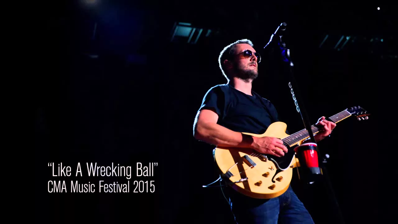 Eric Church - Performs Like A Wrecking Ball Live (CMA fest 2015)