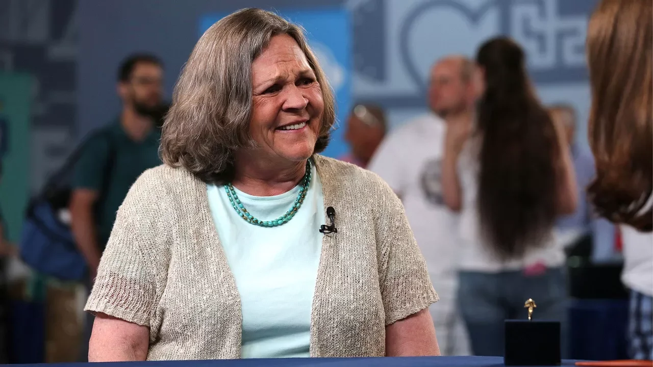 Pablo Picasso's 'Nude, Green Leaves and Bust' | 2010 World Auction Record | Christie's