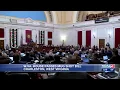 W Va House passes mug shot bill