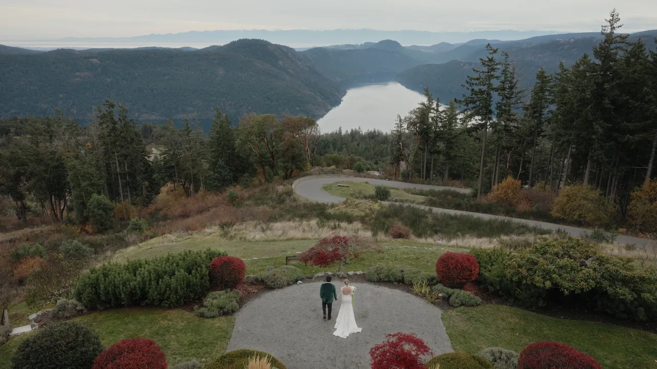 Watch Jess & Akio’s social media highlight at Villa Eyrie - Malahat, British Columbia — video preview
