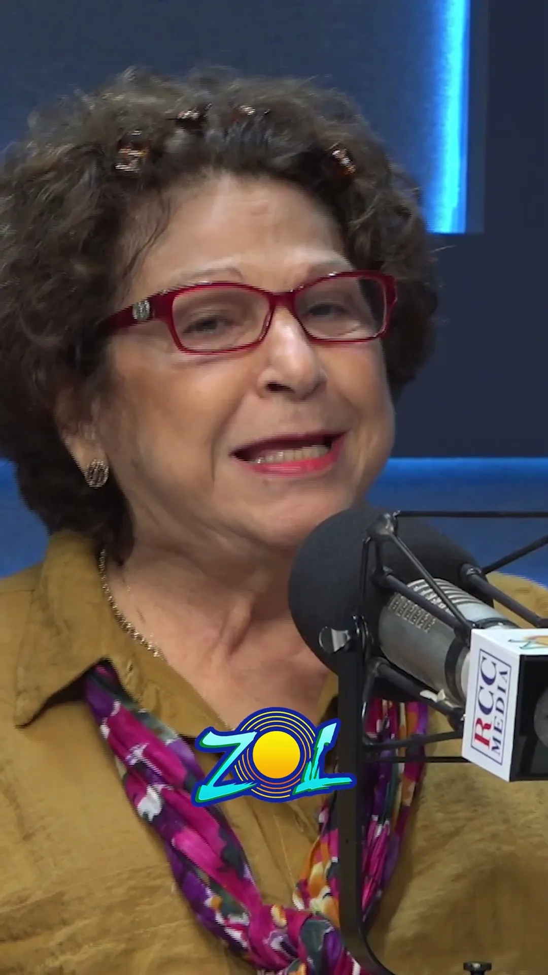 CONSUELO ENVÍA MENSAJE A MAGÍN DÍAZ