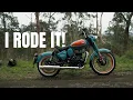 Download Lagu Eerste rit: Goan Classic 350 — Royal Enfield's psychedelische bobber