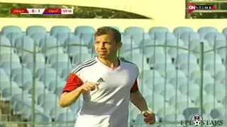 اسلام خلف لاعب فريق سوهاج 