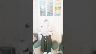 ودي سنه الحياه نبعد نتوه ونمشي 