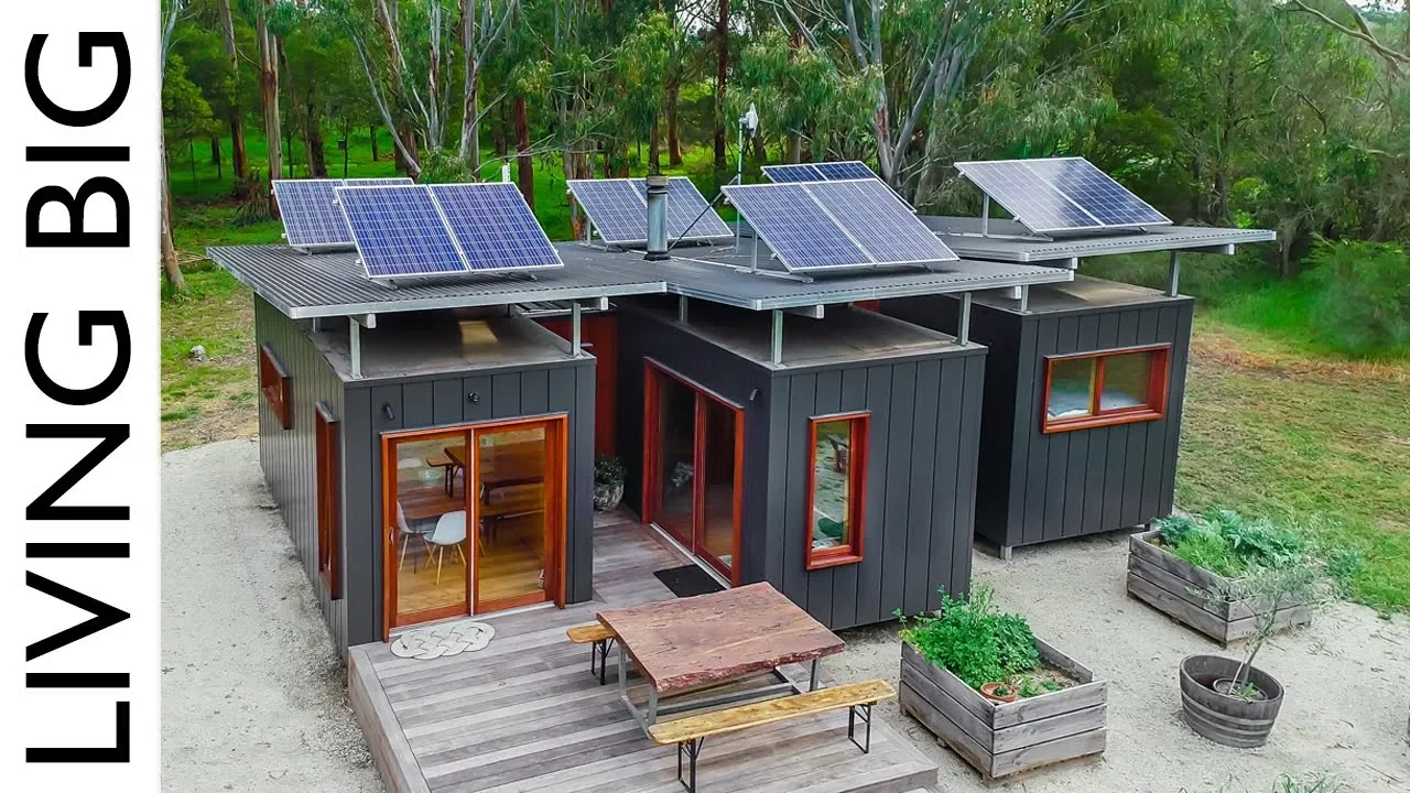 3 x 20ft Shipping Containers Turn Into Amazing Compact Home