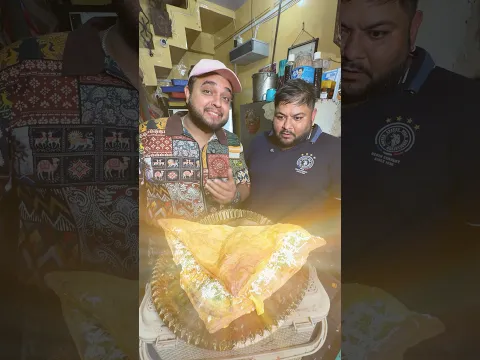 Eat 1 Giant Patty & Get ₹5,000 Cash 😱😱 #shorts