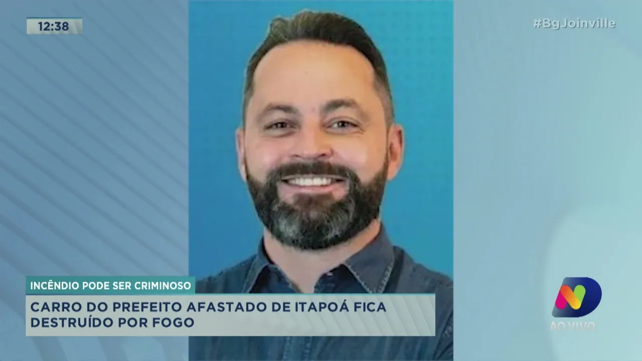 Incêndio pode ser criminoso: carro do prefeito afastado de Itapoá fica destruído por fogo