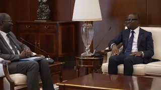 Remise du mémorandum de la 11e édition de la revue annuelle au Président Romuald WADAGNI