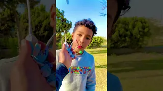 فرحة الاطفال بالحلويات لا تقدر بثمن     دندنها
