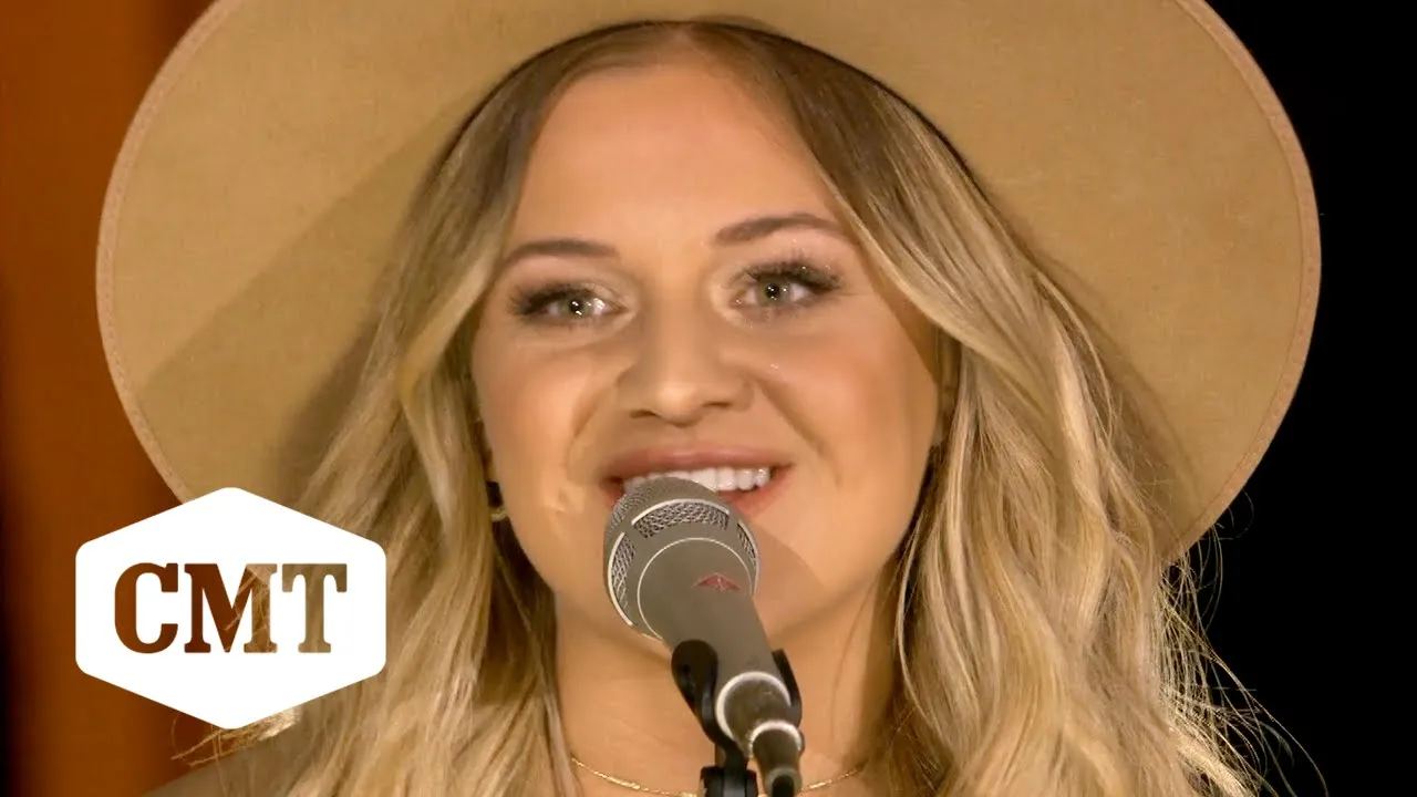 Kelsea Ballerini: Acoustic Performance of "hole in the bottle” | CMT Campfire Sessions