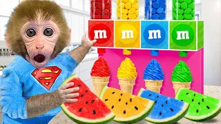 Bebe Mono BonBon Prepara Jugo Arcoíris En Casa Y Cosecha Frutas En El Parque - MONO BONBON ESP