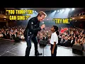 Lagu Famous Singer Forced Black Girl to Sing Solo to Mock Her — However, She Hit Notes He Never Could