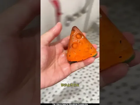 Enadhu ithu thanikula romba soft ah watermelon maari iruke