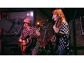 Download Lagu Wake Up Little Susie - MonaLisa Twins (Everly Brothers Cover) live!