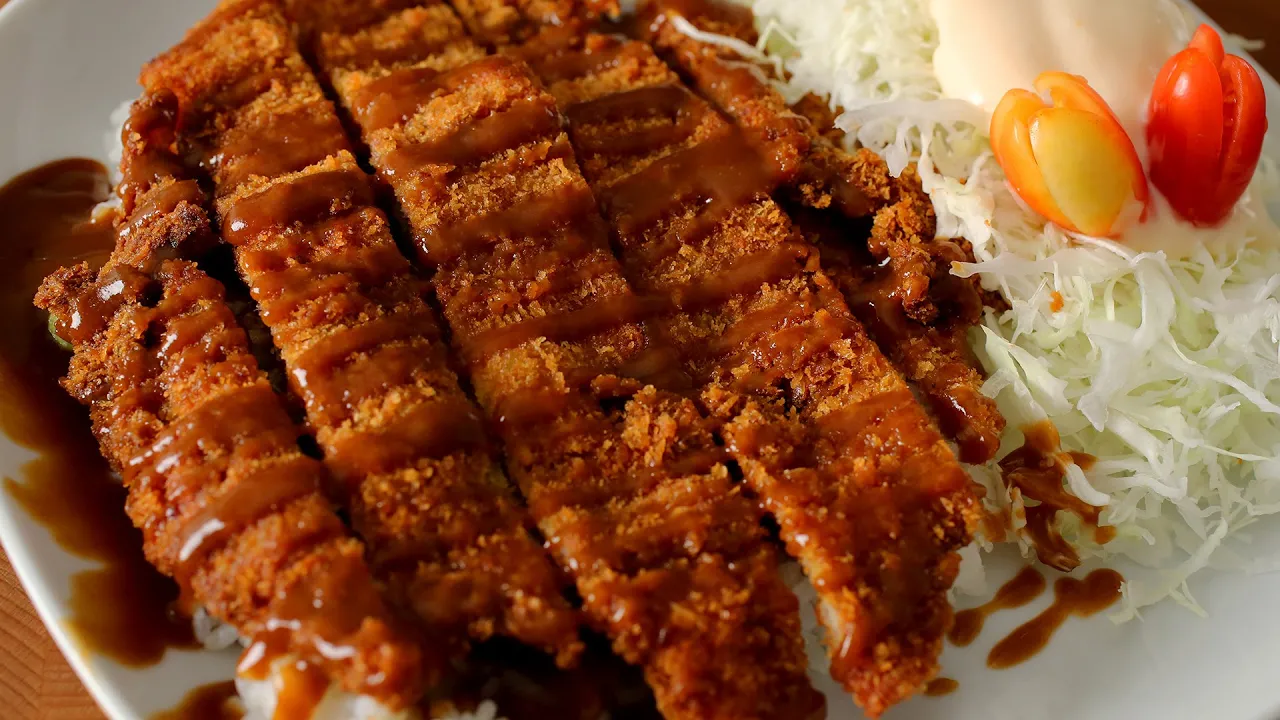Korean style pork cutlet (Donkkaseu: )