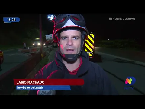 Eixo sul: caminhão anda sobre mureta e por pouco não provoca tragédia