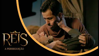 NOVELA REIS: Agé morre nos braços de Urias