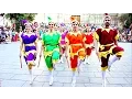 Download Lagu De gelukkige dans uit het verleden.