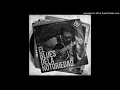 Blues De La Notoriedad- Ricardo Arjona (blanco y negro)