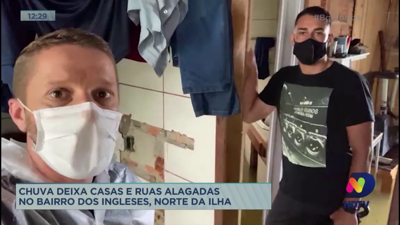 Chuva deixa casas e ruas alagadas no bairro dos Ingleses