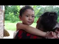 FULL VIDEO: Female Veteran and CEO Help a Homeless Old Woman Return Home – An Emotional Journey