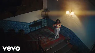 Malu Trevejo - Lluvia (Official Video)