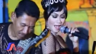 Download Ika Nurlita - Sampe Puas (Official Karaoke Video) MP3