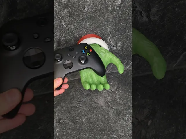 Grinch's Hand - Controller Wall Mount video thumbnail