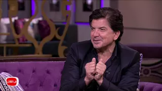 معكم منى الشاذلي   شاهد كيف احتوي العندليب عبد الحليم  الفنان وليد توفيق في اول لقاء لهما دندنها