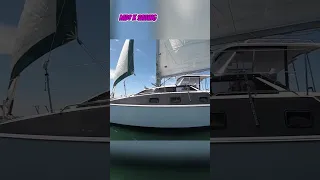 90’s Design 🛠️ Modern Cruising! ⛵️ The PDQ 32 🇨🇦 #canadianmade #sailboat #cruising #ytshorts