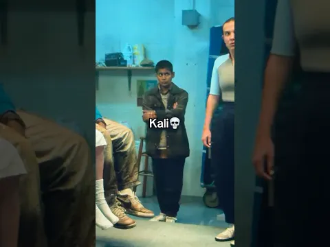 I dont even remember her being that short in ss2 #strangerthings