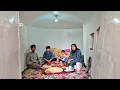 Download Lagu Maryams nomadische familie voltooit gezellige grot met open haard – een echt thuis!