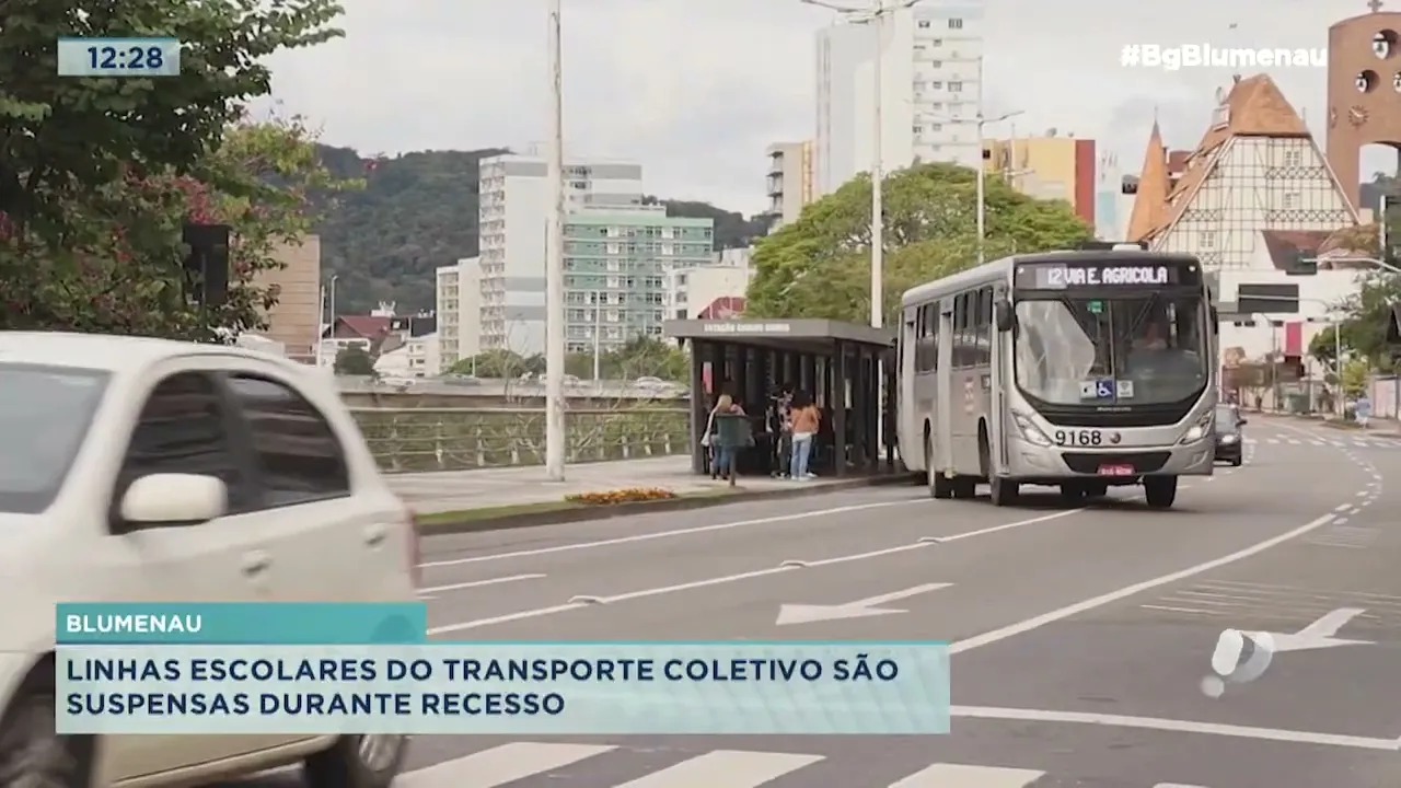 Linhas escolares de transporte coletivo são suspensas durante recesso em Blumenau