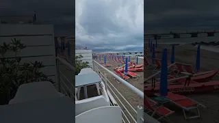 الإيمان أن ترى النور داخل قلبك حتى لو كانت عينك لا ترى إلا الظلام 