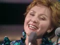 Neil Sedaka & Lulu - Laughter In The Rain (LULU, February 8, 1975)