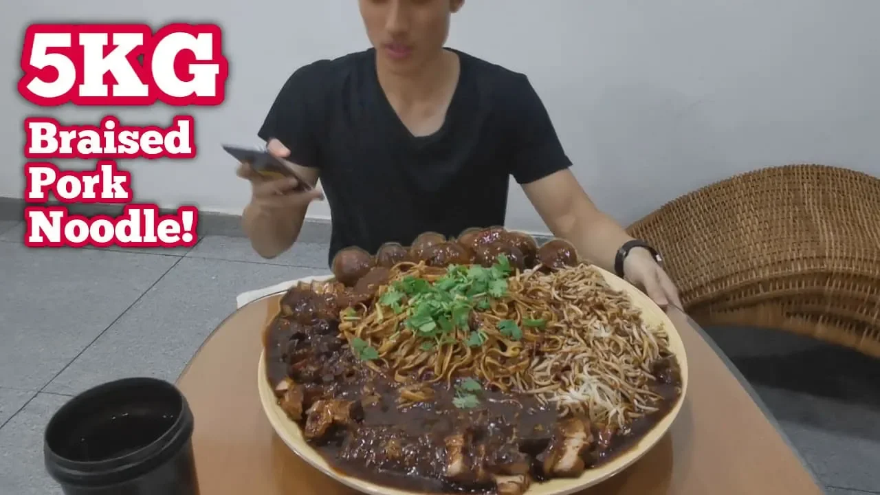 INSANE 5KG BRAISED PORK NOODLE CHALLENGE!   DIY LOR MEE CHALLENGE