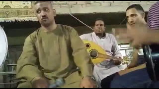 الفنان محمود الادفاوى فى ليلة الشطب دندنها