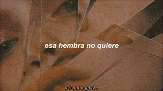 gloria trevi esa hembra es mala letra 