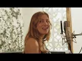Elysia Biro - Gentleman Blue (Live Performance)